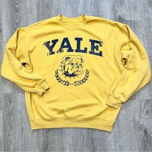Gold Crewneck Sweatshirt with preppy‎ Yale Emblem